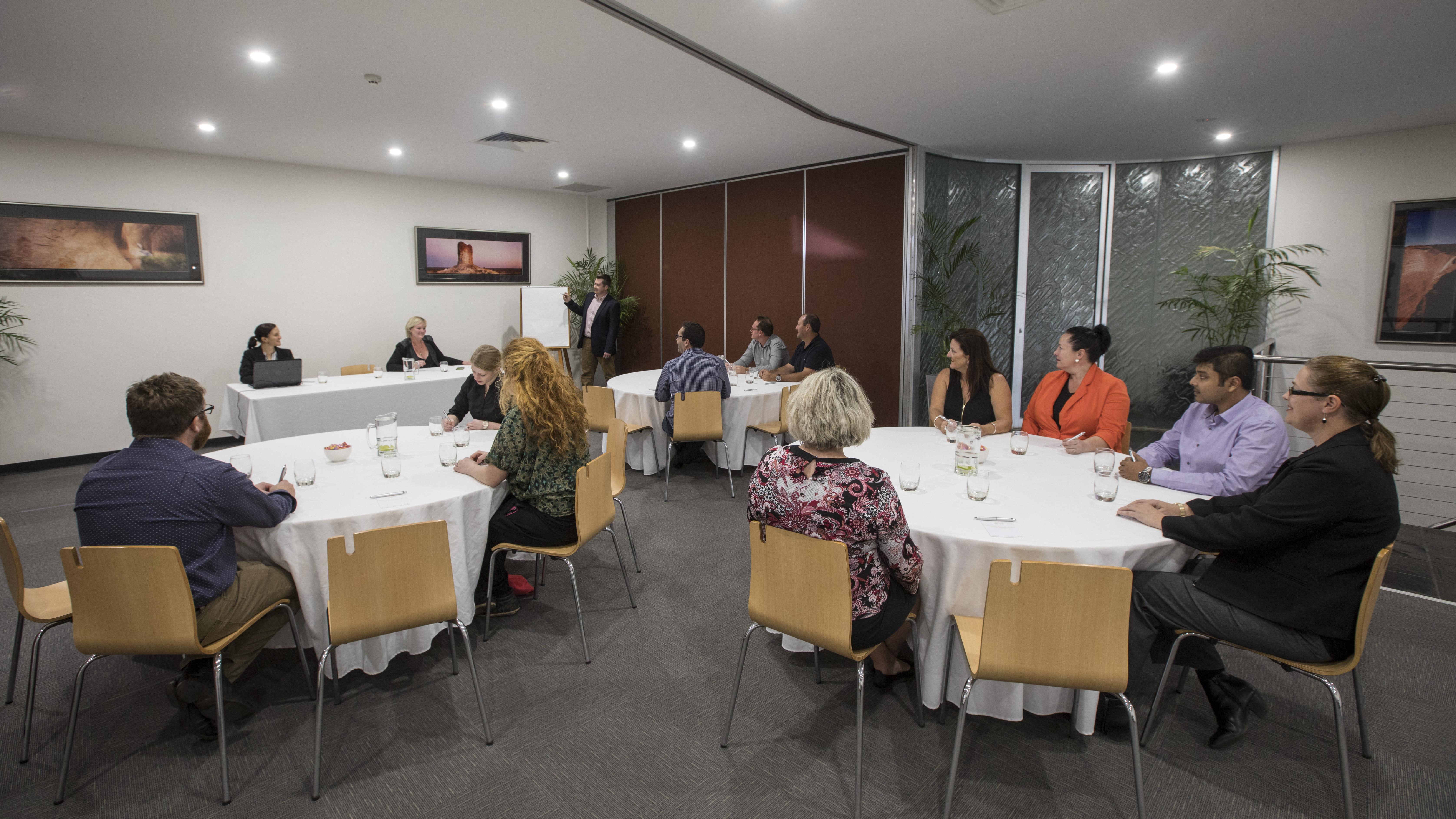 Stay At Alice Springs Hotel Extérieur photo