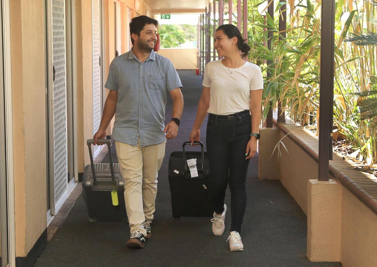 Stay At Alice Springs Hotel Extérieur photo