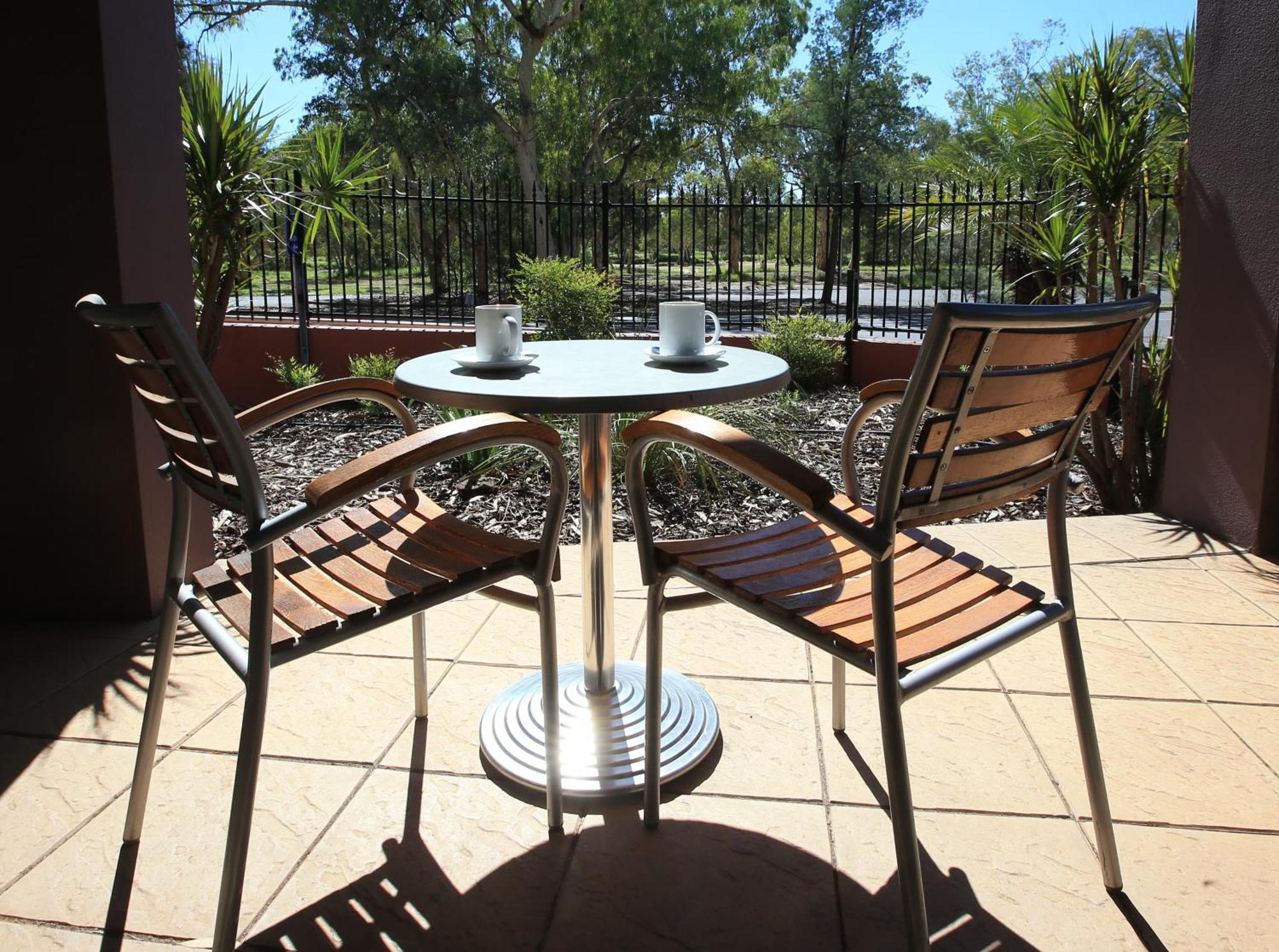 Stay At Alice Springs Hotel Extérieur photo