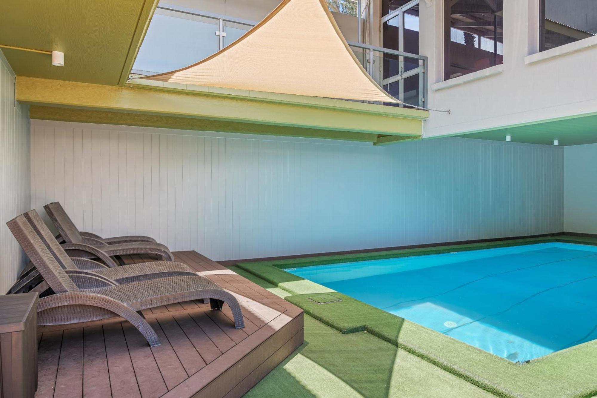 Stay At Alice Springs Hotel Extérieur photo