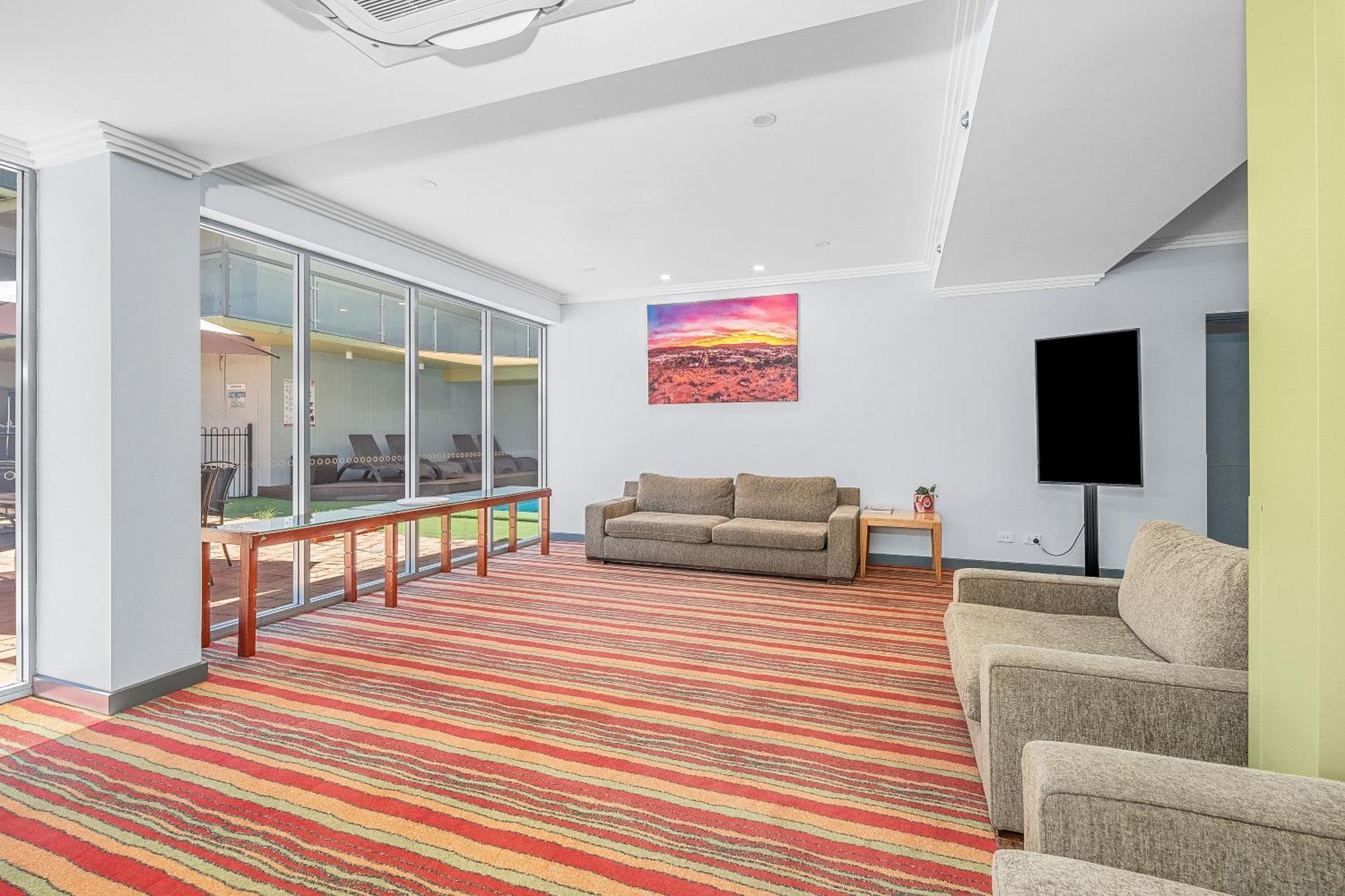 Stay At Alice Springs Hotel Extérieur photo
