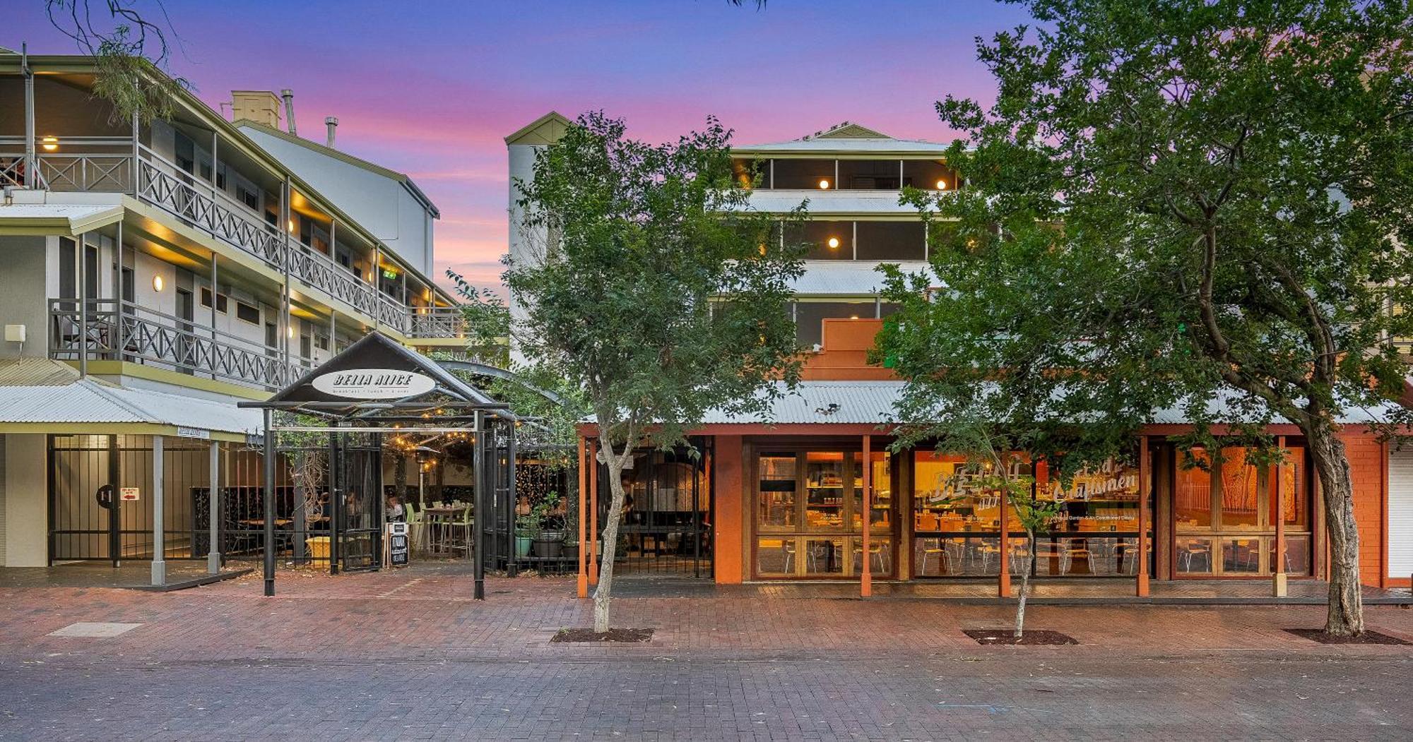Stay At Alice Springs Hotel Extérieur photo